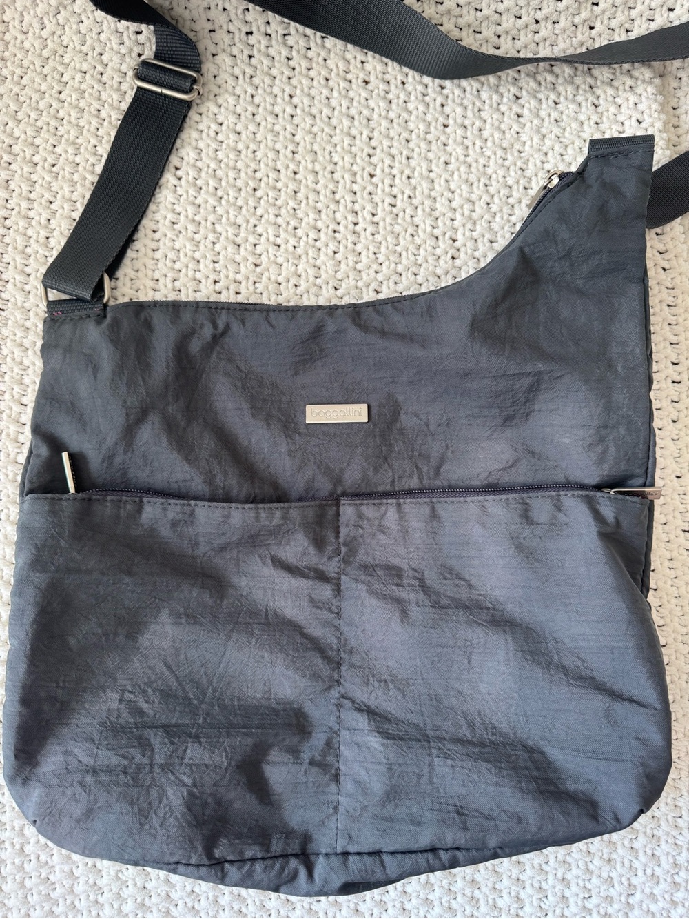 Baggallini All Around Hobo Gray Crossbody Travel Bag